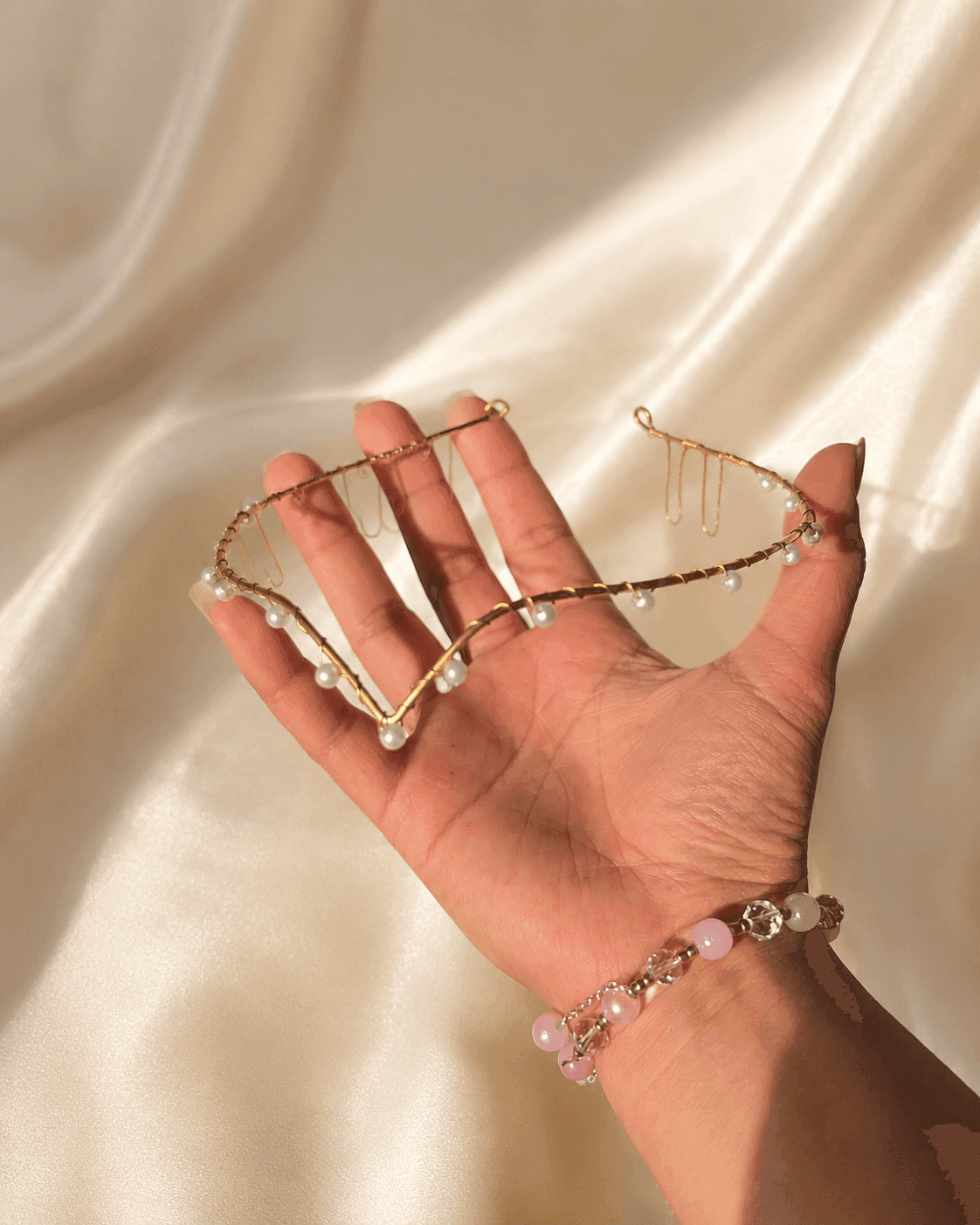 Elara Pearl Crown