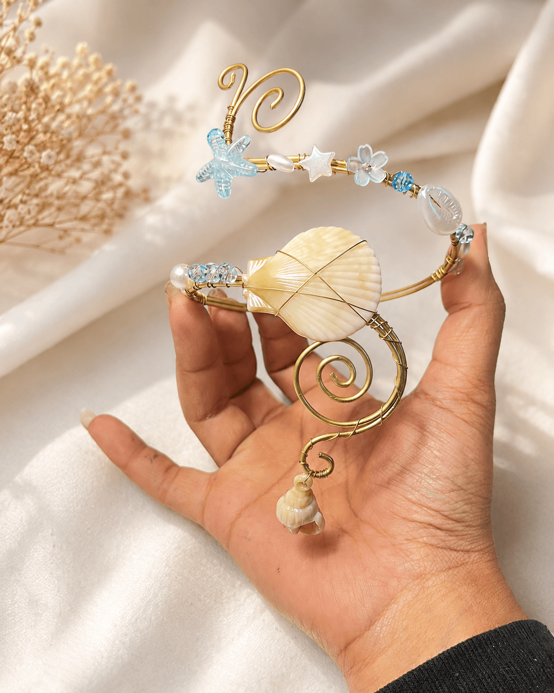 Marina Shell Arm Cuff